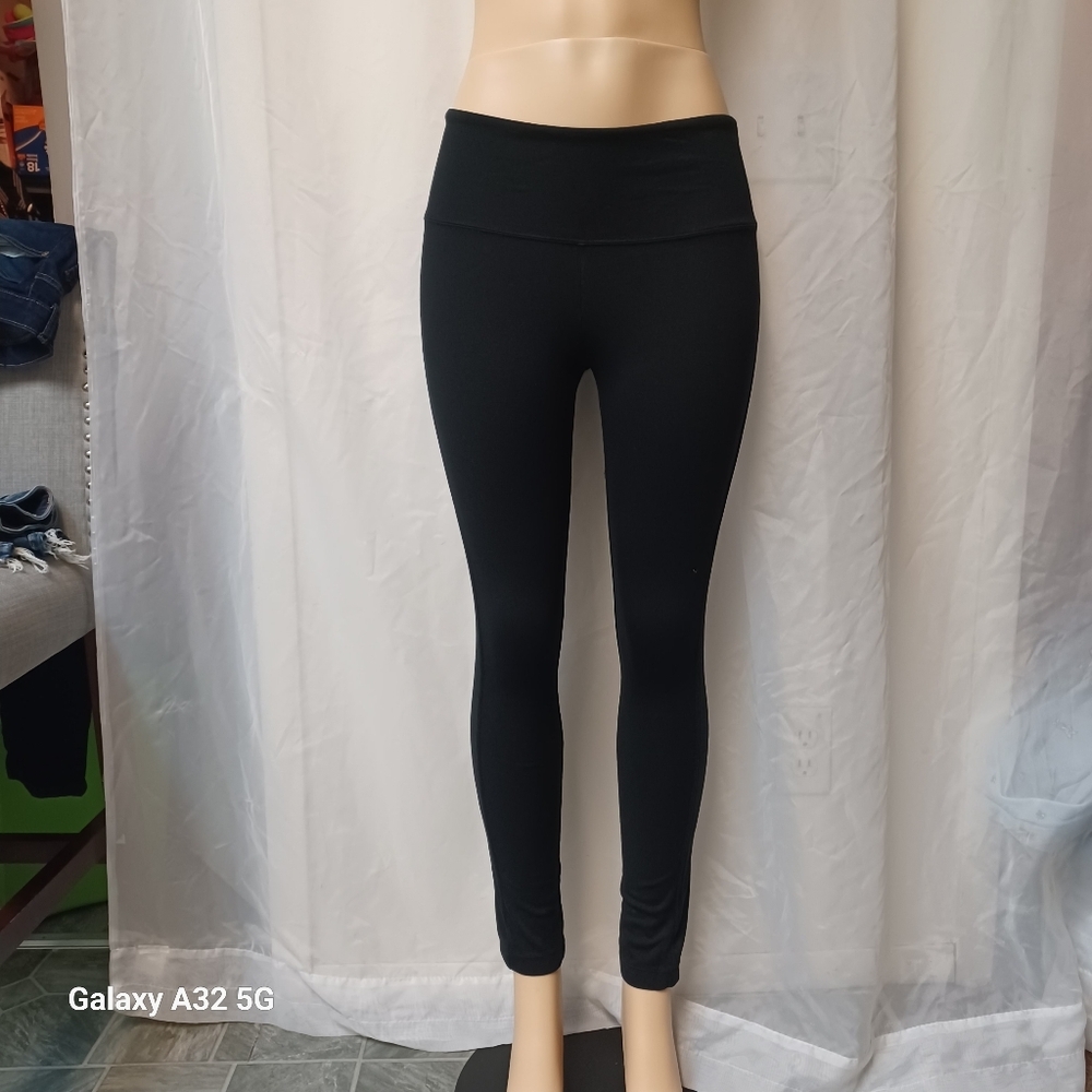 White House Black Market Classic Black Leggings